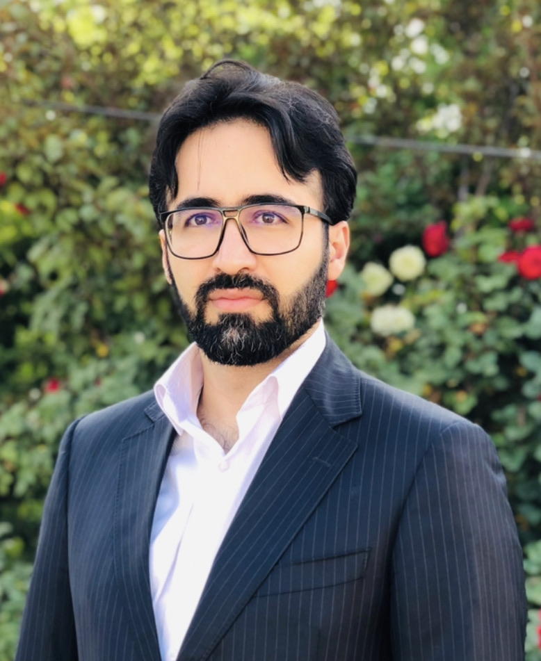 نوید زاده باقری